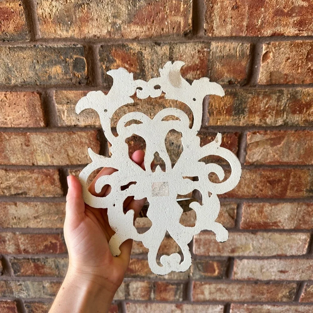 Vintage Ornate Cast Iron Wall Sconce Candle Holder Shabby Chic White Gold Metal